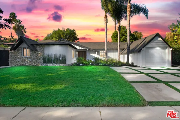 $12,900 | 23209 Bigler Street, Woodland Hills, CA 91364