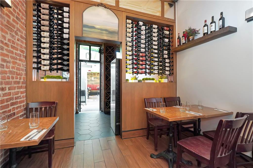 216 Smith Street Brooklyn, NY 11201 - Photo 2 of 34