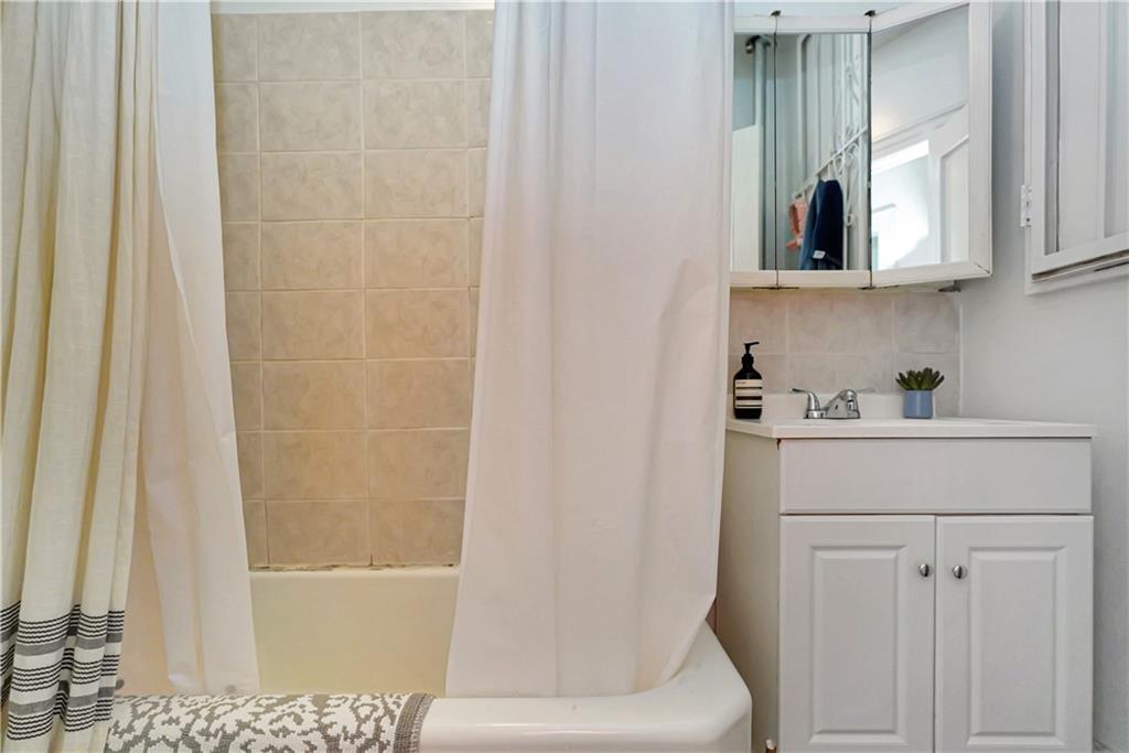 216 Smith Street Brooklyn, NY 11201 - Photo 23 of 34