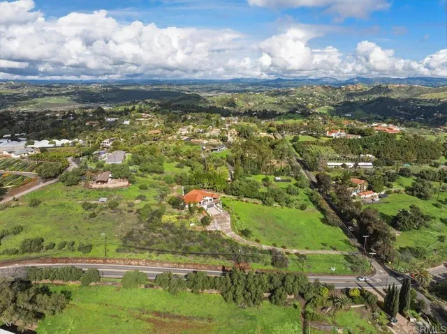 $1,749,000 | 2918 Fairview Drive, Vista, CA 92084