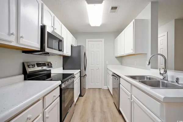 $229,900 | 4390 Daphne Lane, Unit D, Murrells Inlet, SC 29576