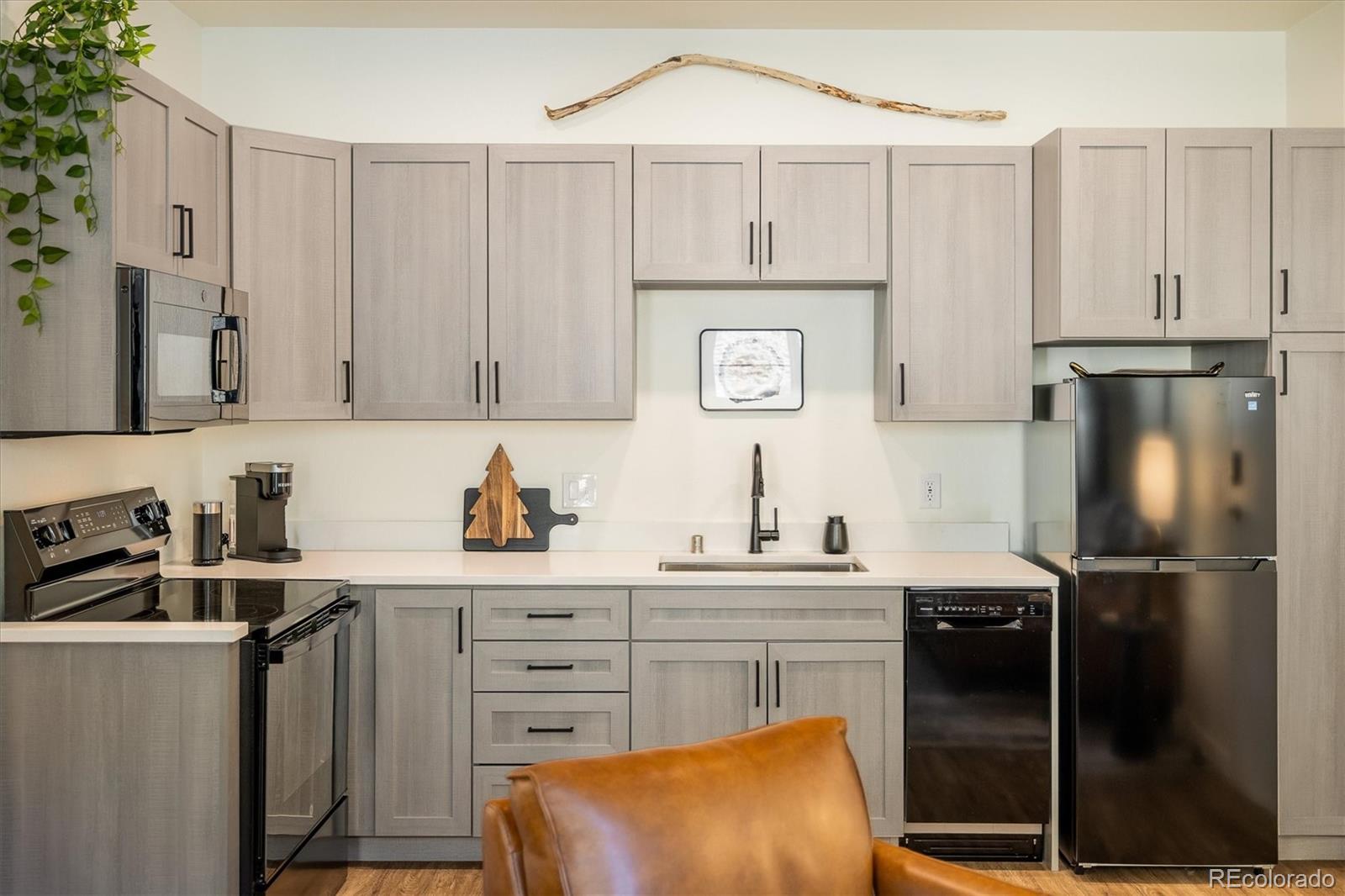 2121 Hummingbird Way, Unit 201 Georgetown, CO 80444 - Photo 6 of 37 Gallery Image 6