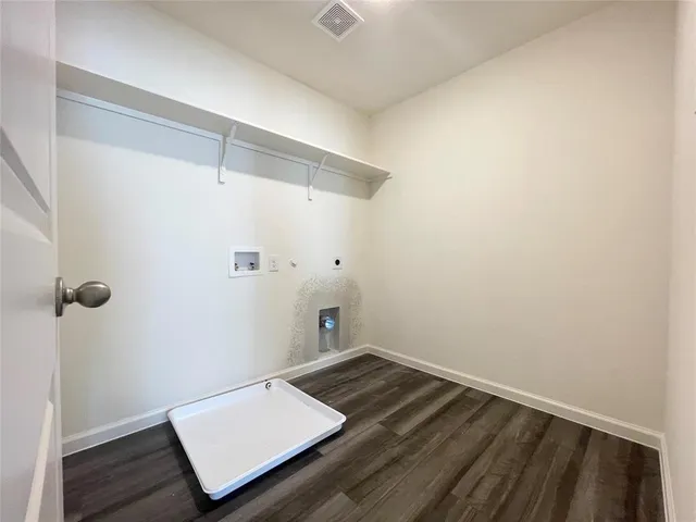 $2,100 | 1817 Chapel Hill Road, Princeton, TX 75407