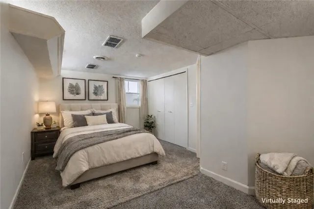 $412,000 | 508 West 96th Terrace, Kansas City, MO 64114