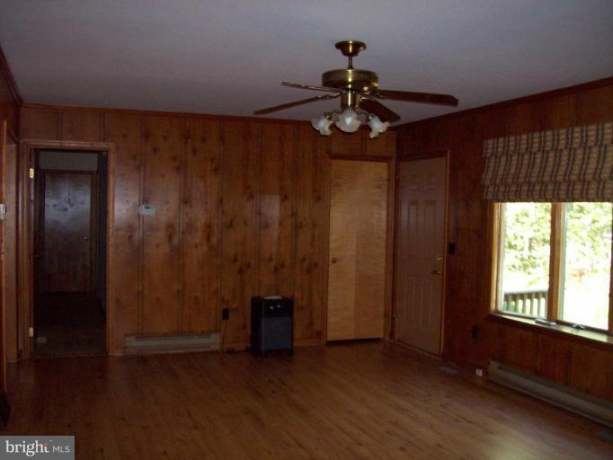 272 Nottingham Road Elkton, MD 21921 - Photo 10 of 14 Living Room #2