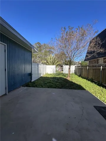 $2,200 | 3725 Lilac Lane, Metairie, LA 70001