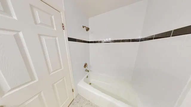 $2,500 | 500 East Riverside Drive, Unit 132, Austin, TX 78704