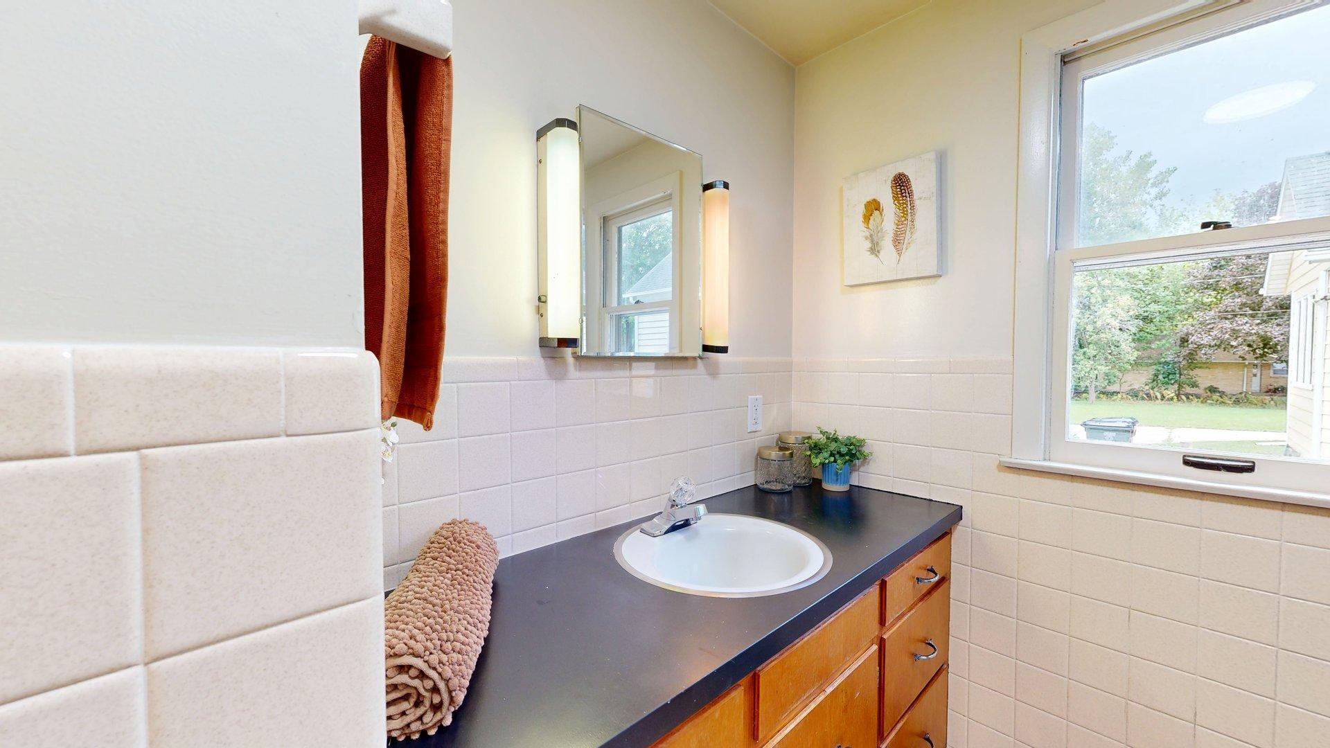 625 Grove Fort Fort Atkinson, WI 53538 - Photo 32 of 36 Gallery Image 32