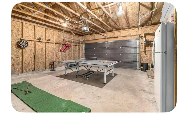 $329,900 | 9103 Walnut Grove, Stanwood, MI 49346