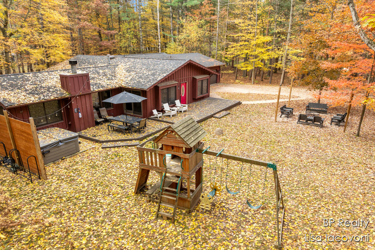 9103 Walnut Grove Stanwood, MI 49346 - Photo 25 of 36 IMG_1020