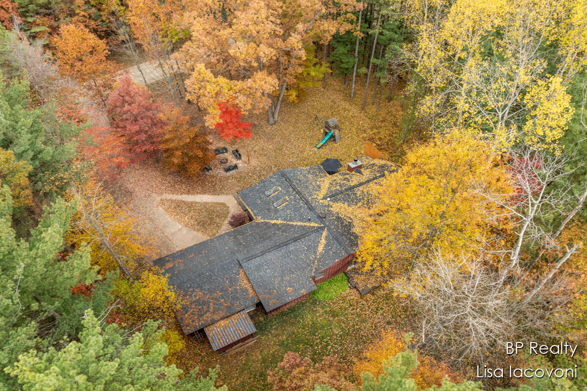 9103 Walnut Grove Stanwood, MI 49346 - Photo 28 of 36 IMG_1023