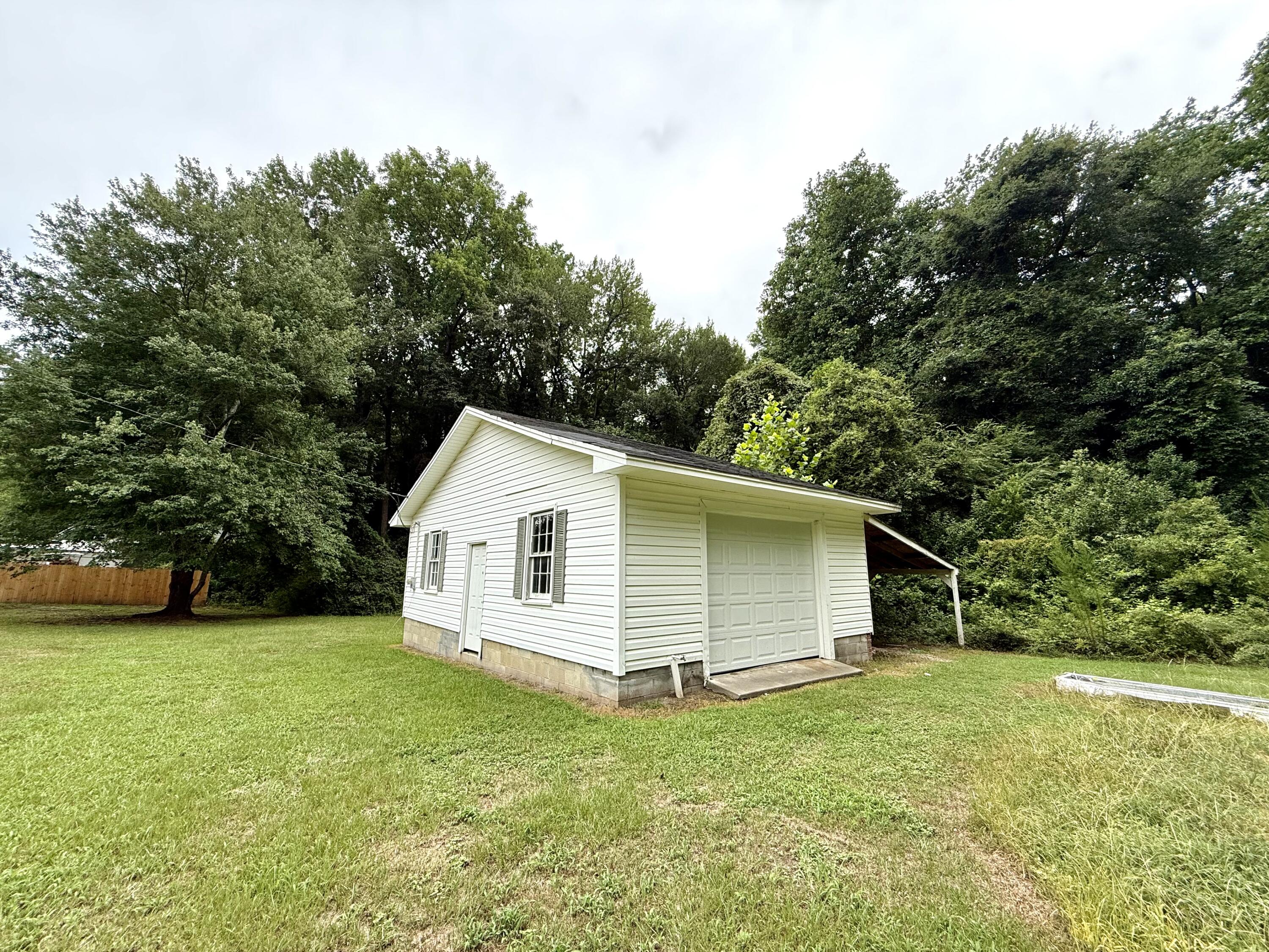 2282 Garrison Street Sumter, SC 29154 - Photo 42 of 43 IMG_0647