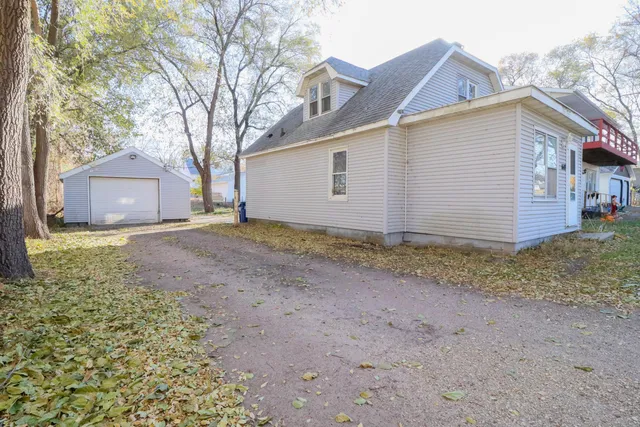 $169,900 | 1608 Caroline Street, Campbell, WI 54603