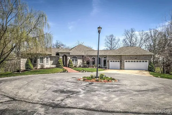 $825,000 | 5033 Fischer Way, Imperial, MO 63052