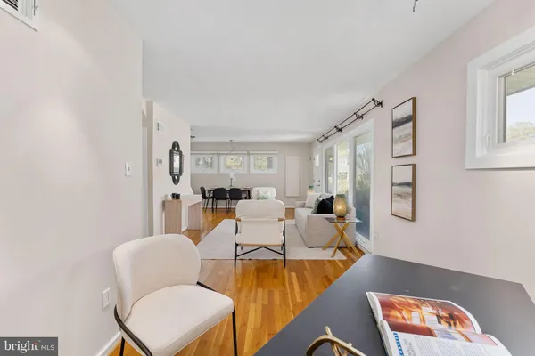 $640,000 | 6601 Cavalier Drive, Alexandria, VA 22307