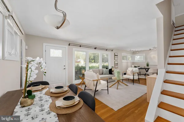 $640,000 | 6601 Cavalier Drive, Alexandria, VA 22307