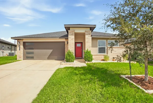 $2,390 | 29518 Gordon Sevilla Street, Katy, TX 77494