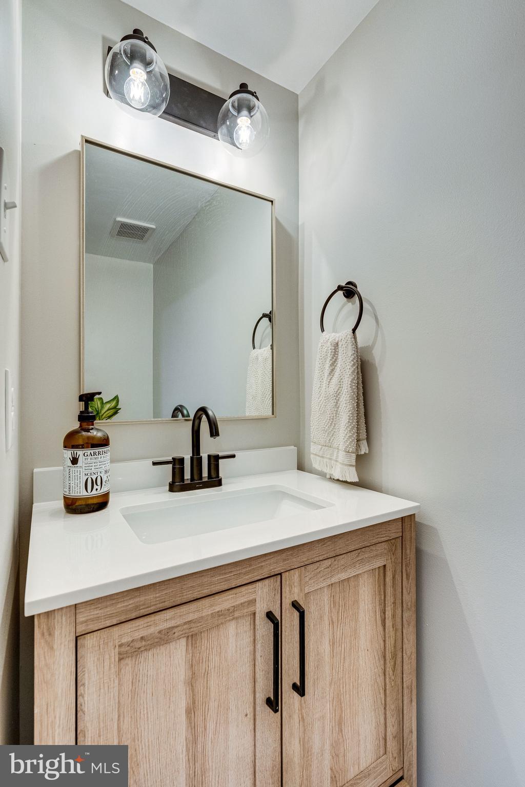 7393 Colton Lane Manassas, VA 20109 - Photo 9 of 26