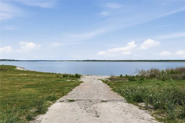 $899,500 | 1260 County Road 3651, Sandia, TX 78383