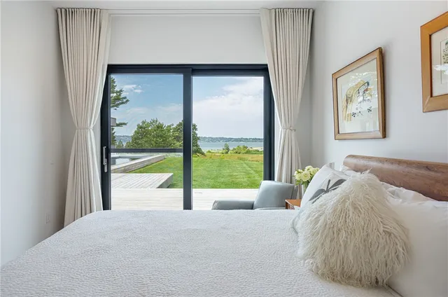 $6,995,000 | 451 Seapowet Avenue, Tiverton, RI 02878