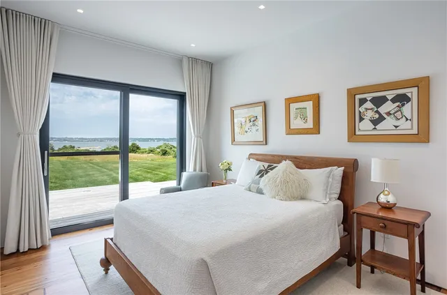 $6,995,000 | 451 Seapowet Avenue, Tiverton, RI 02878