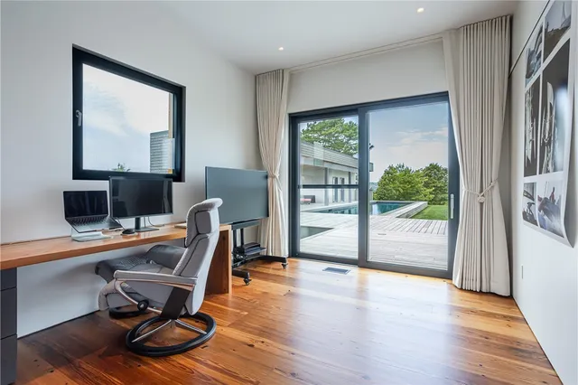 $6,995,000 | 451 Seapowet Avenue, Tiverton, RI 02878