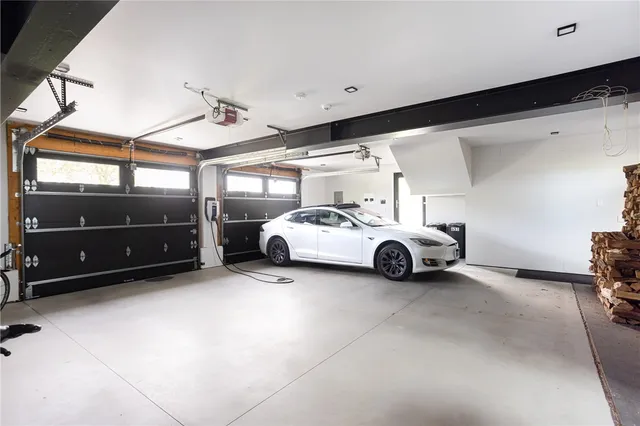 $6,995,000 | 451 Seapowet Avenue, Tiverton, RI 02878