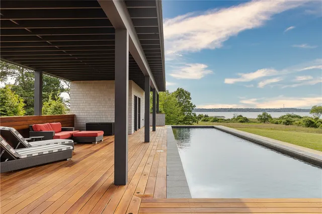 $6,995,000 | 451 Seapowet Avenue, Tiverton, RI 02878