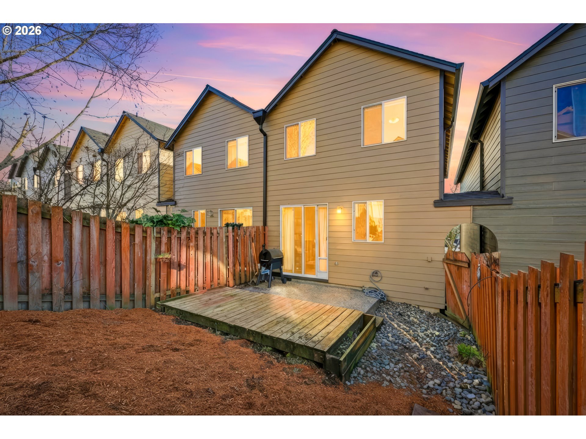 5827 Southeast 16th Loop Gresham, OR 97080 - Photo 7 of 32