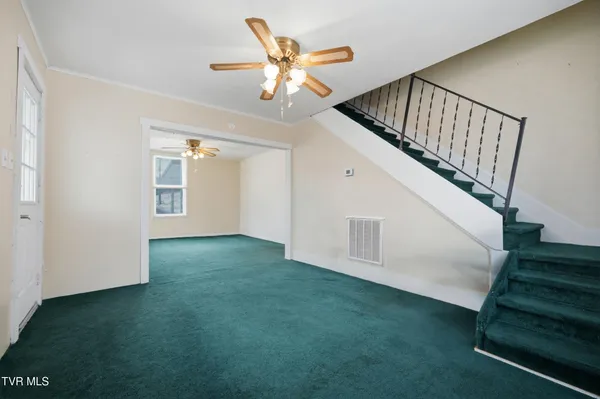 $84,999 | 614 Jefferson Street Southeast, Coeburn, VA 24230