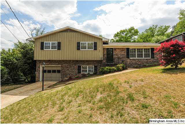 433 Ferncliff Drive Birmingham, AL 35213 - Photo 1 of 32