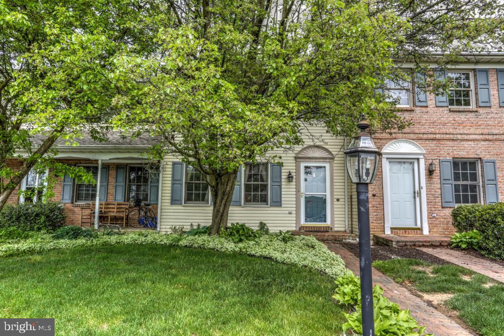 4 Laurie Lane Lititz, PA 17543 - Photo 4 of 44