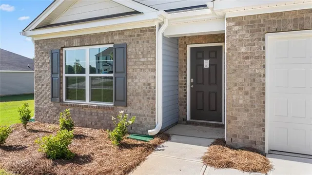 $324,490 | 121 Greenbrier Way, Stoneville, NC 27048