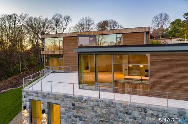$4,250,000 | 314 Ferry Road, Old Lyme, CT 06371