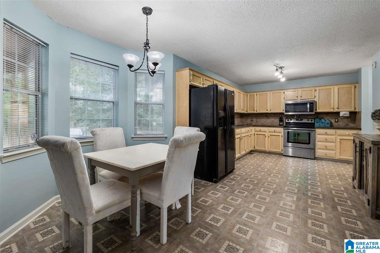 104 Ashford Lane Alabaster, AL 35007 - Photo 8 of 28