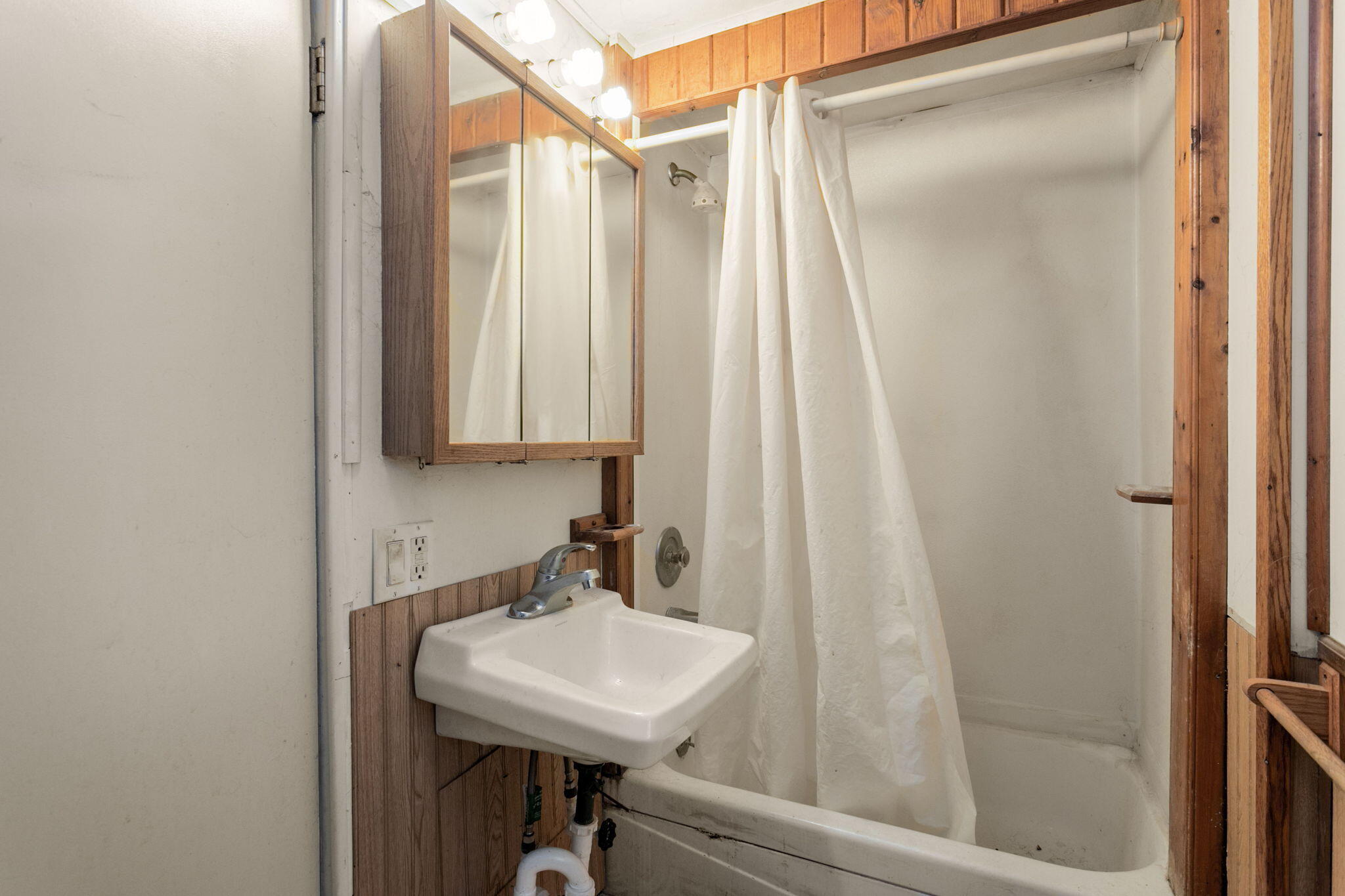 69408 Elkhart Road Edwardsburg, MI 49112 - Photo 11 of 19 12-web-or-mls-0012