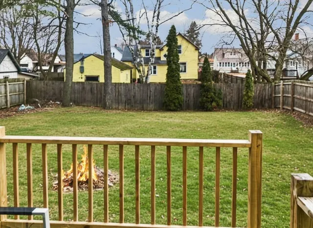 $189,900 | 2809 14th Street, Menominee, MI 49858