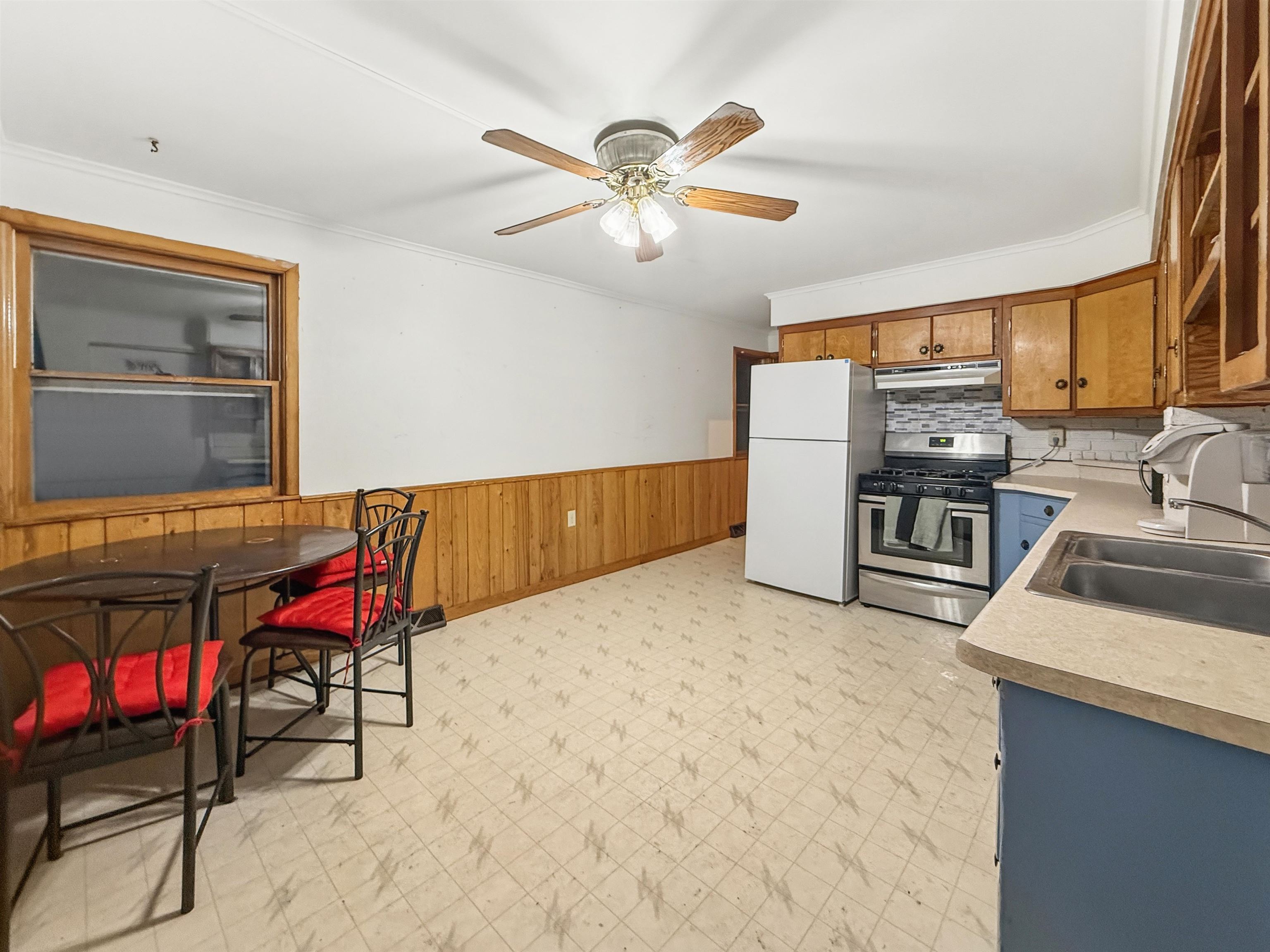 2809 14th Street Menominee, MI 49858 - Photo 22 of 27