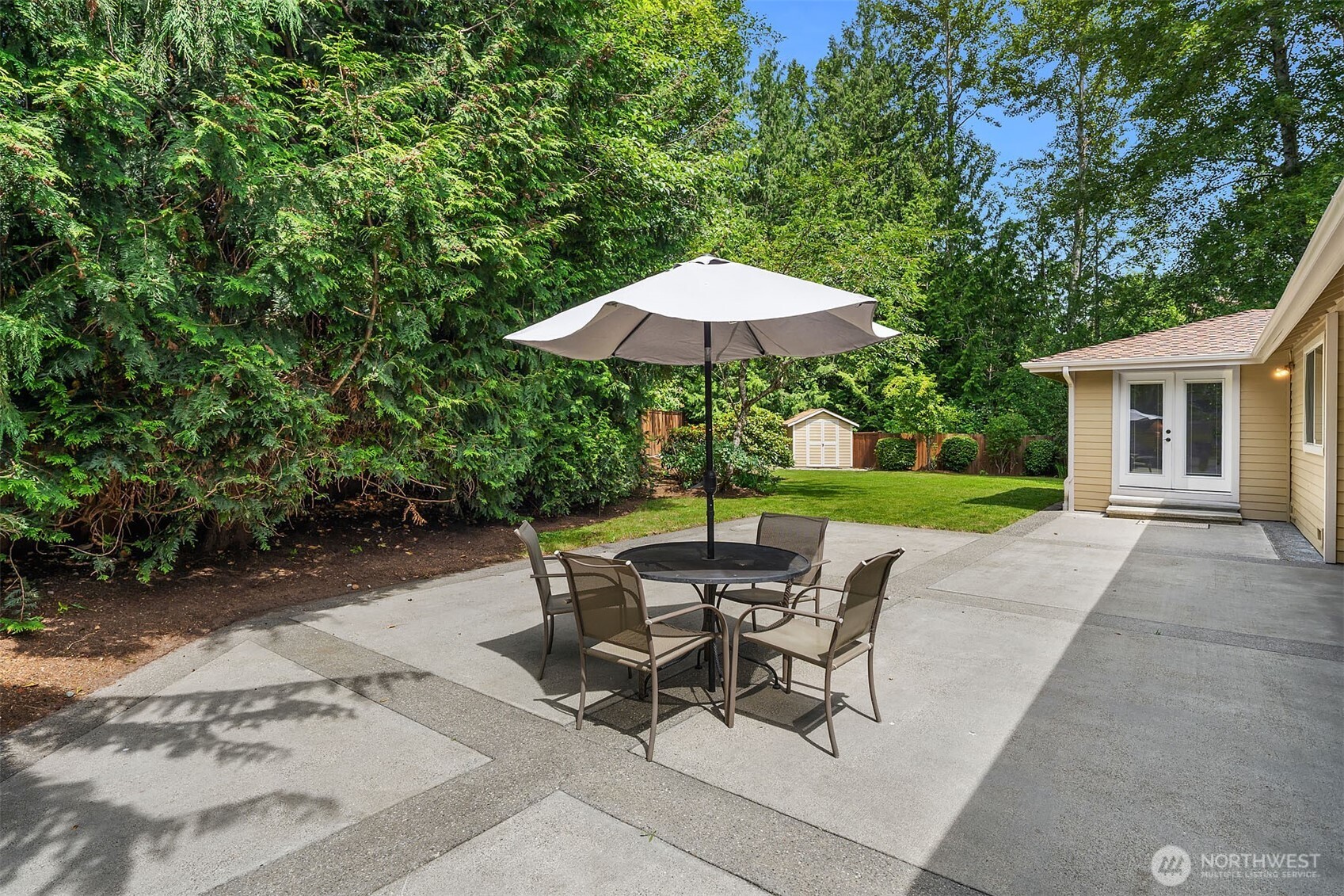 1815 Field Avenue Northeast Renton, WA 98059 - Photo 26 of 39