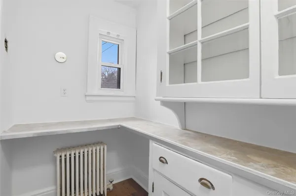 $6,000 | 25 Midland Avenue, White Plains, NY 10606