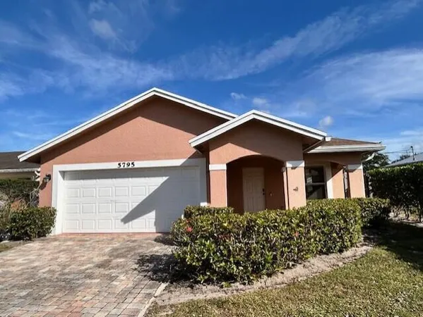 $427,000 | 5795 Southeast Mitzi Lane, Stuart, FL 34997