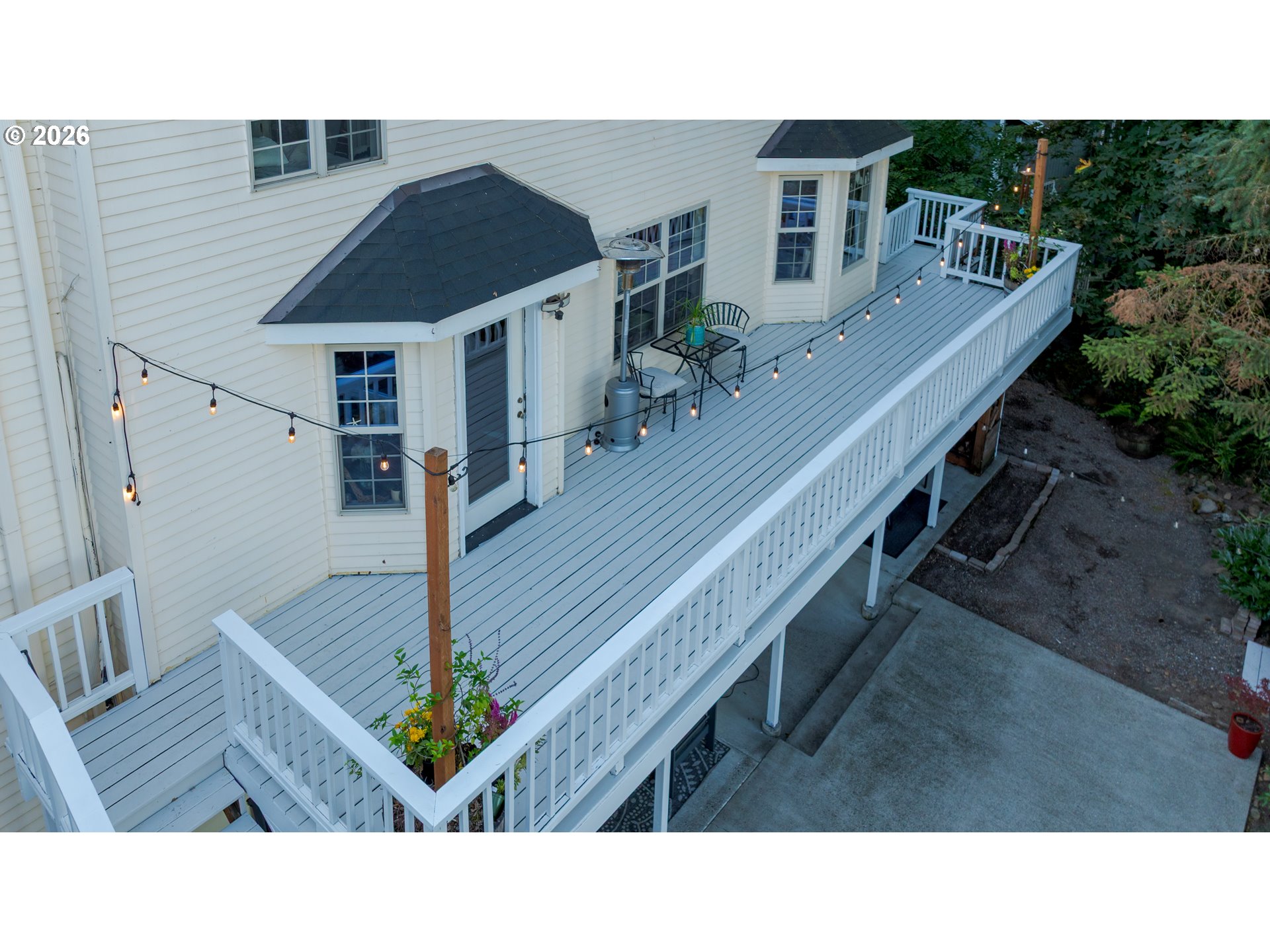 511 South Center Street Oregon City, OR 97045 - Photo 18 of 43 Deck