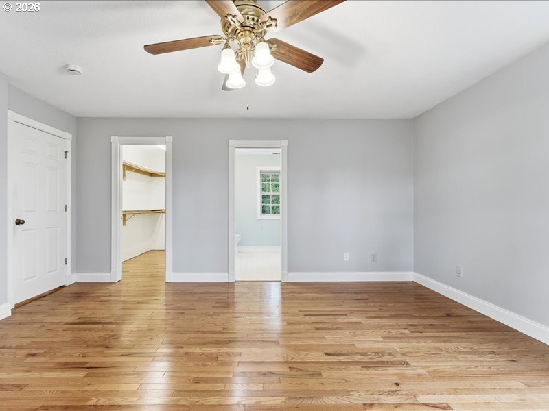 511 South Center Street Oregon City, OR 97045 - Photo 22 of 43 Bedroom, Primary
