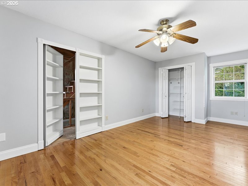 511 South Center Street Oregon City, OR 97045 - Photo 30 of 43 Bedroom