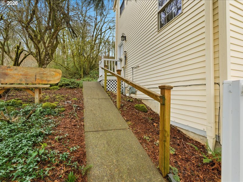 511 South Center Street Oregon City, OR 97045 - Photo 35 of 43 Accessory Dwelling Unit