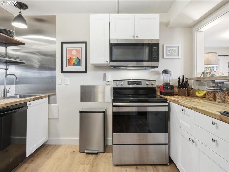 511 South Center Street Oregon City, OR 97045 - Photo 41 of 43 Accessory Dwelling Unit