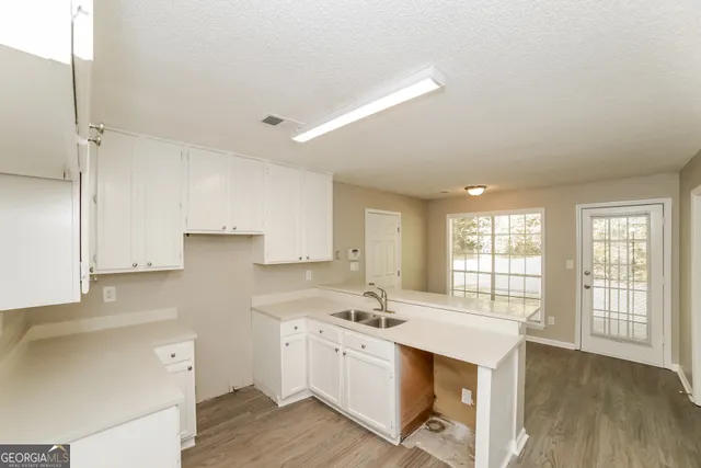 $1,750 | 4715 Janice Drive, College Park, GA 30337