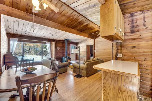 $189,900 | 13357 Ward Road, Holland, NY 14080