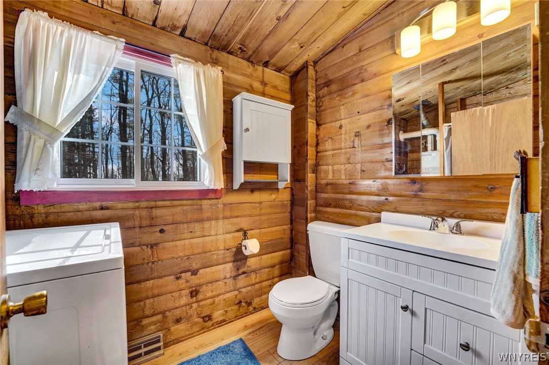 13357 Ward Road Holland, NY 14080 - Photo 19 of 37