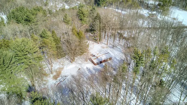 $189,900 | 13357 Ward Road, Holland, NY 14080